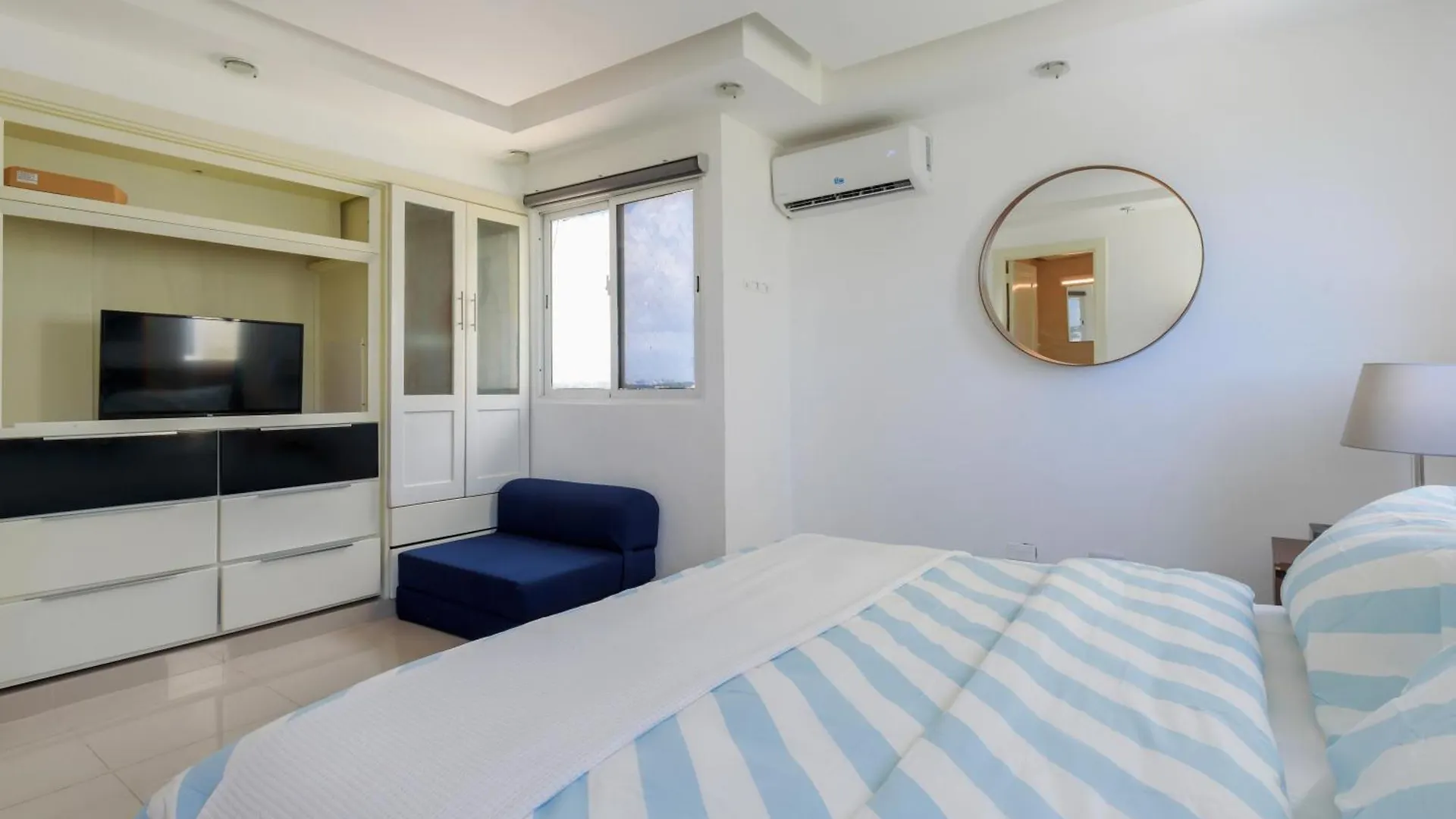Escape Oceanfront 3Br Condo In Avenida Espana 9Flr With Pool 산토도밍고