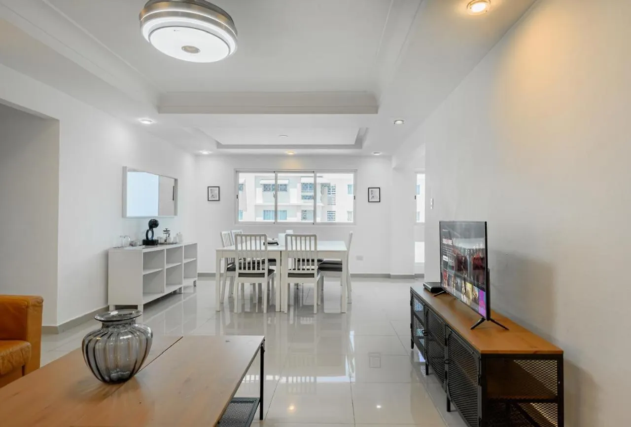 Escape Oceanfront 3Br Condo In Avenida Espana 9Flr With Pool Santo Domingo